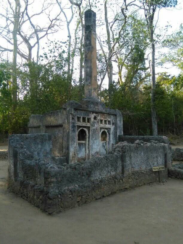Escursioni Gede Ruins